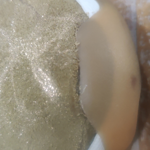 Jordan 11's‎ Olive Lux - Picture 10 of 11